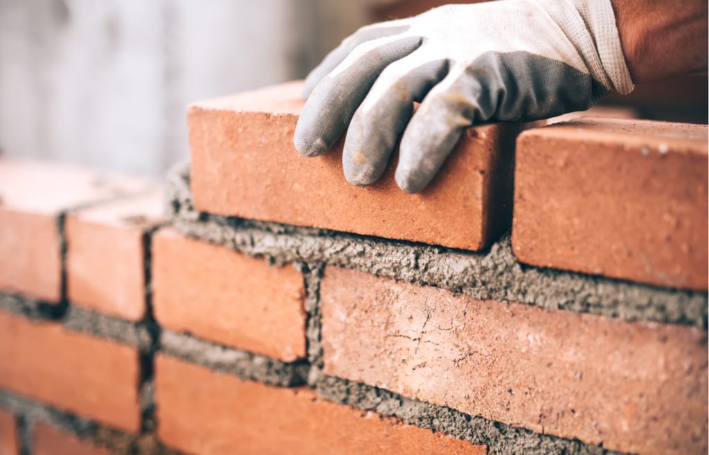 Si vas a construir tu casa, debes involucrar a estos profesionales