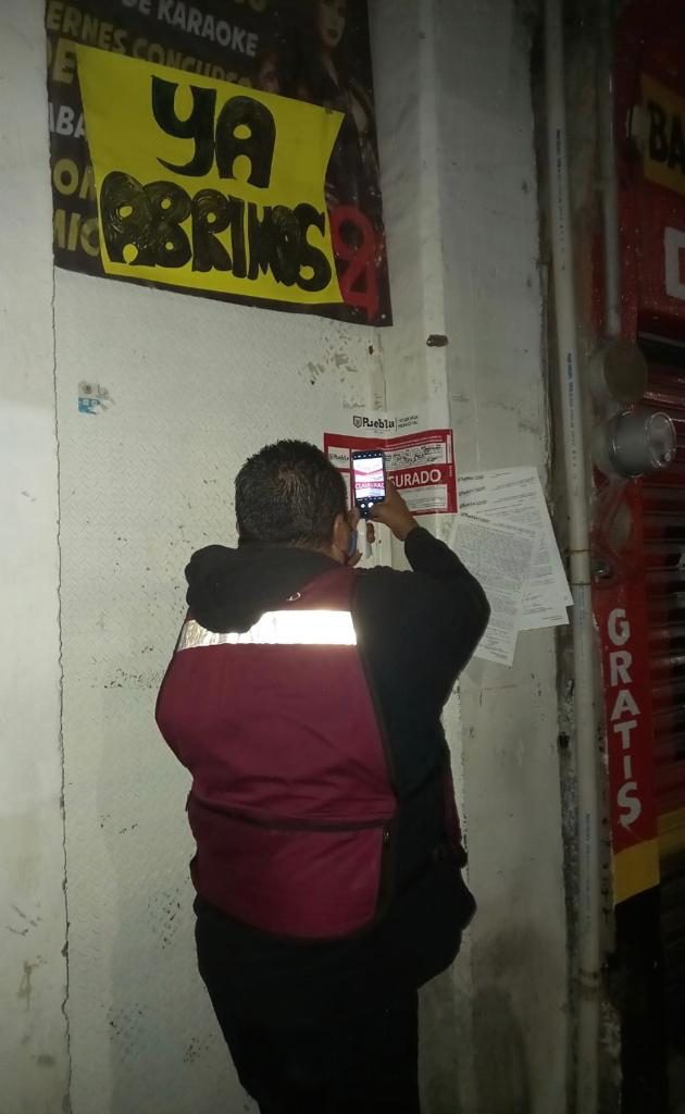 En Puebla capital, Normatividad clausuró ocho establecimientos por falta de documentación