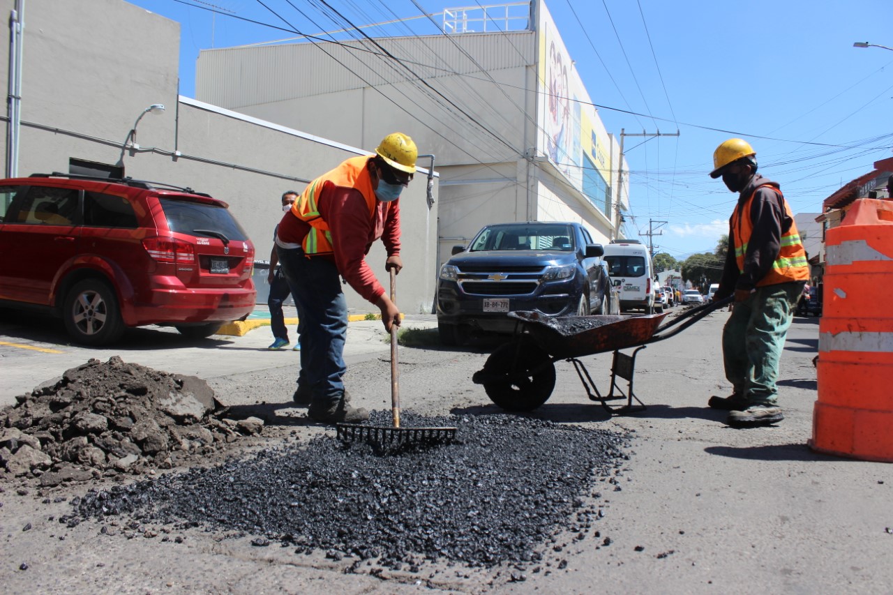 Ayuntamiento de Puebla dispone más cuadrillas de Bachero para agilizar flujo vial