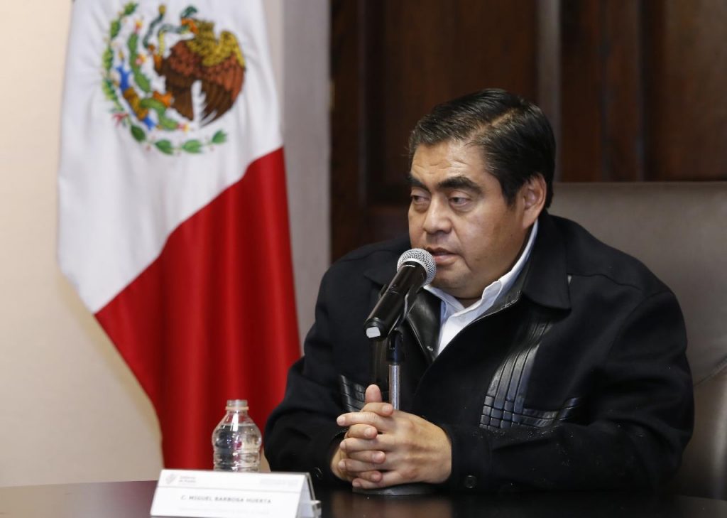Video desde Puebla: Gobernador Barbosa negó que policías estatales paguen gasolina de las patrullas