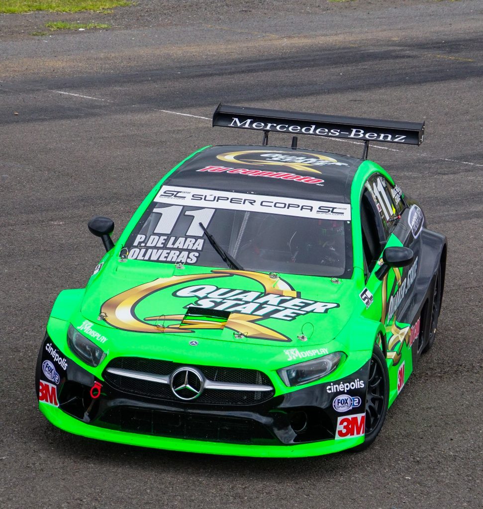 Hugo Oliveras y Pablo Pérez de Lara cerca del liderato en Súper Copa