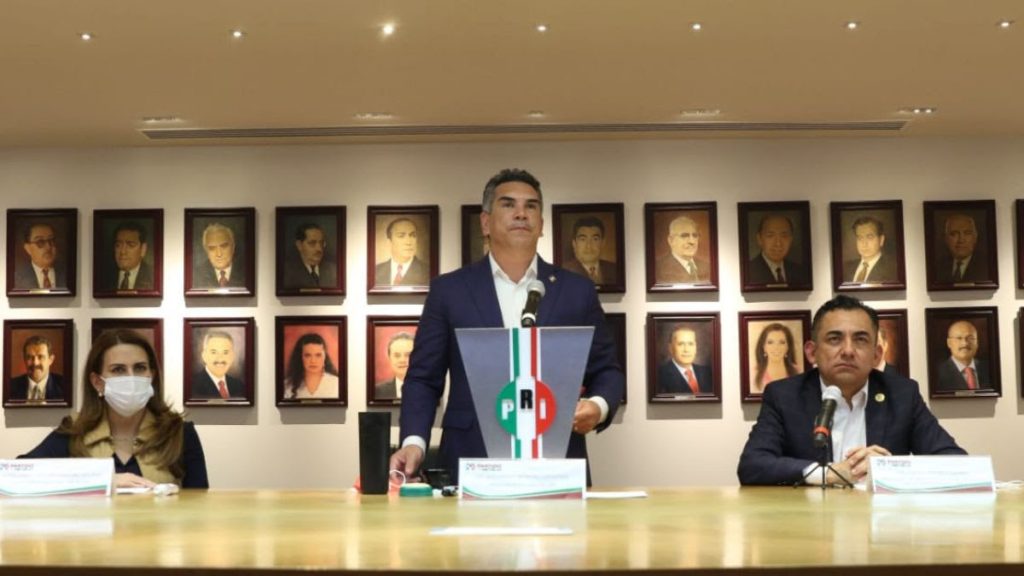 Duro golpe a mexicanos la eliminación de fideicomisos: Alejandro Moreno