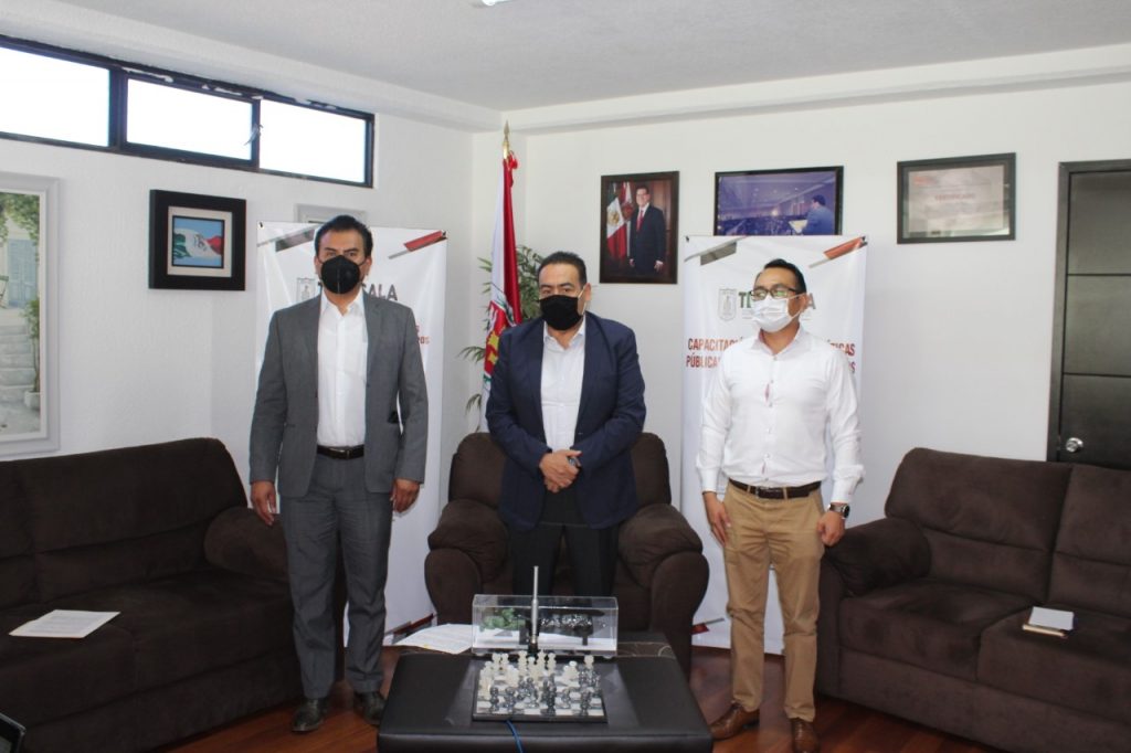 Concluye SEPOL capacitaciones a servidores públicos y ciudadanía sobre cultura de la paz.