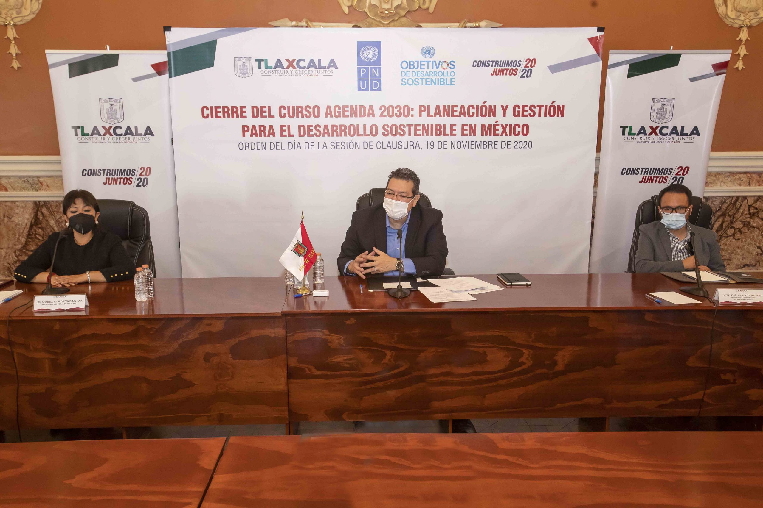 Marco Mena clausura curso de la ONU para el desarrollo sostenible de Tlaxcala.