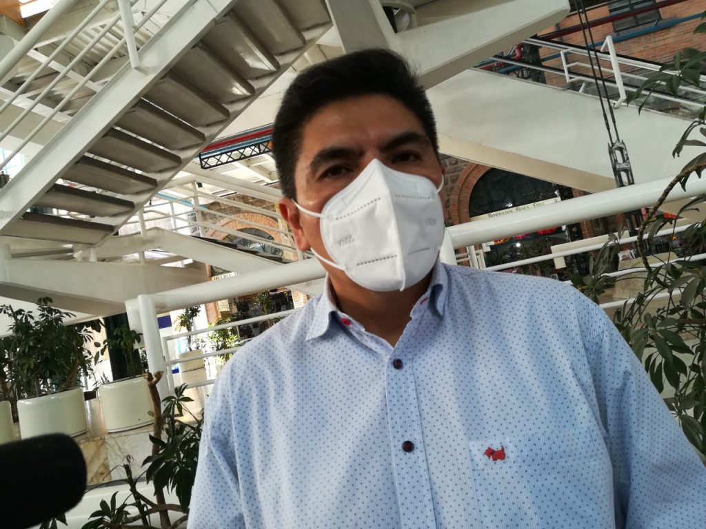 José Juan Ayala solicita abrir la plancha del zócalo capitalino