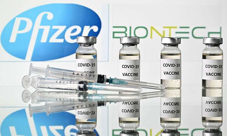 Pfizer finaliza ensayo de vacuna COVID-19 y dice que es 95% eficaz