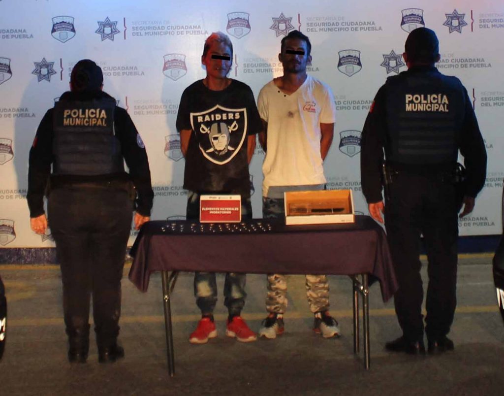Capturó Policía Municipal de Puebla al “Pocholo”y el “PH” por robo a la ruta azteca, unidad 40.