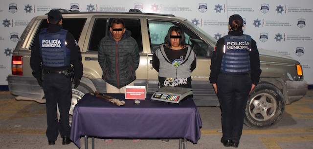 En atención a diversos reportes ciudadanos, detuvo policía municipal de Puebla a tres probables asaltantes