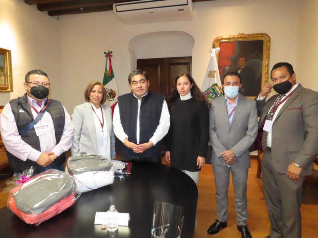 Sindicato se reúne con Gobernador para revisión salarial