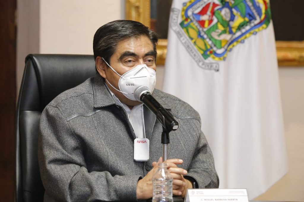 AMLO, no un grupo de gobernadores, es quien lleva la agenda nacional: Miguel Barbosa