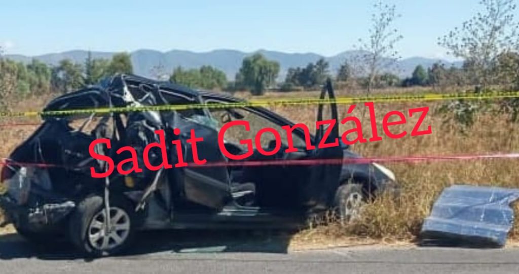 Choque en Tochtepec deja un adolescente muerto y 3 adultos lesionados