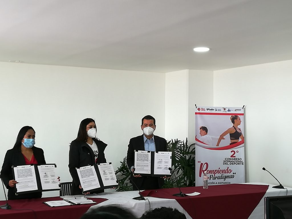 Esperaré los tiempos para decidir si busco reelección, confirmó Claudia Rivera