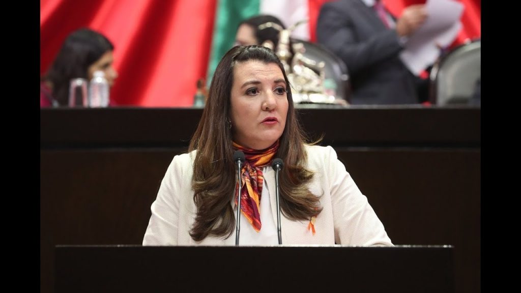 Presenta Legisladora Federal Verónica Sobrado su segundo informe de labores