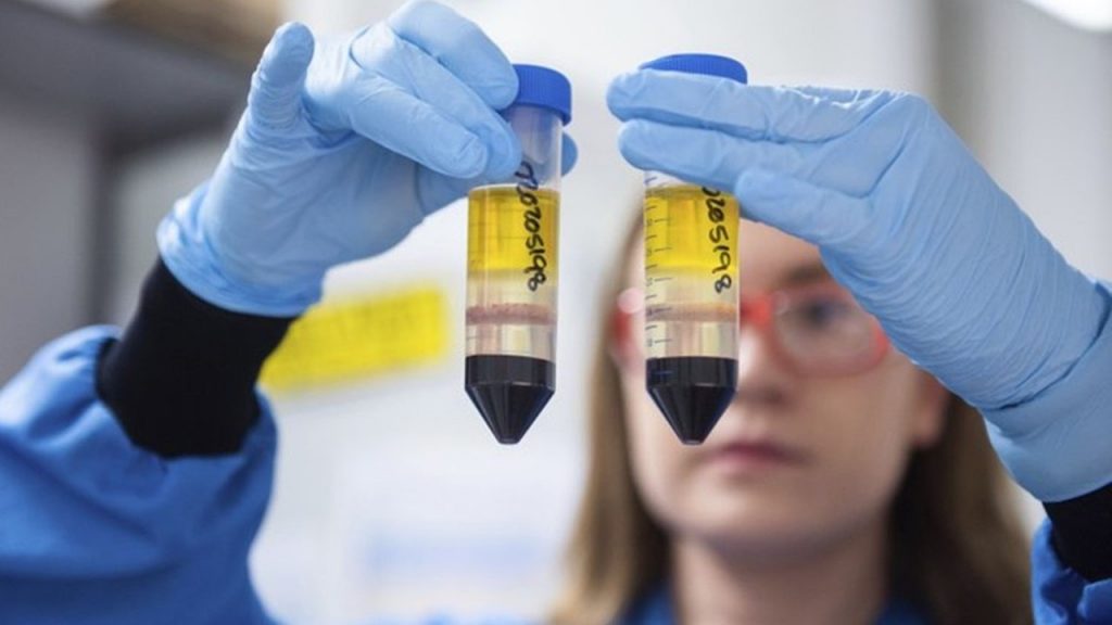 ¿Error de fabricación? AstraZeneca informa de posible falla en su vacuna antiCovid