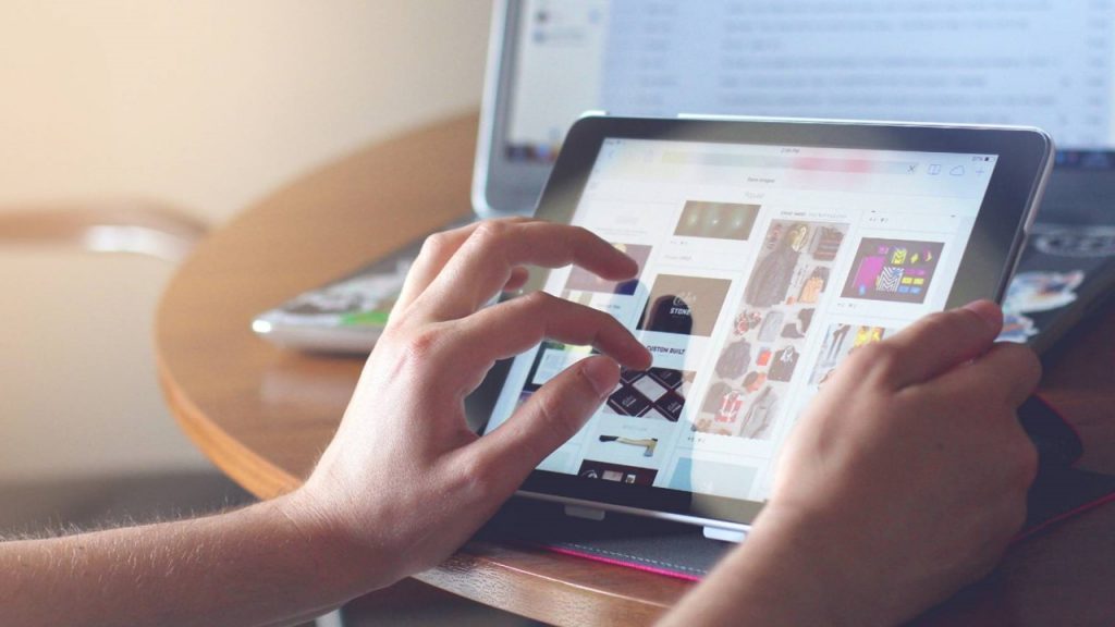 Protéjase de la ciberdelincuencia durante las compras de fin de año