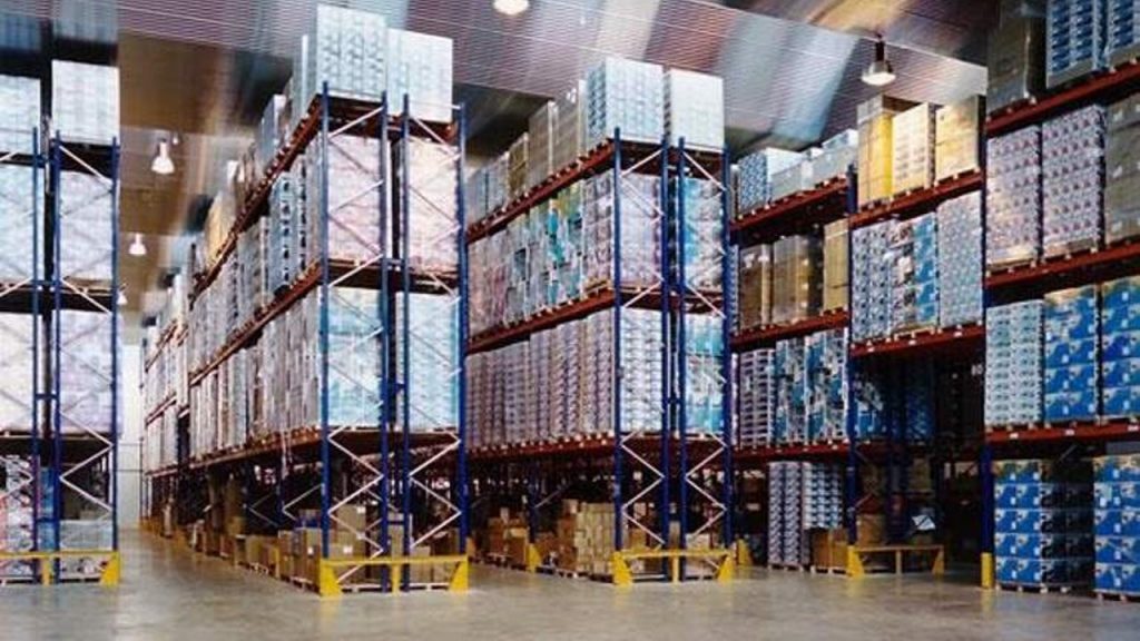 En las Empresas Comerciales al por Mayor los Ingresos reales por suministro de bienes y servicios aumentaron 0.9%