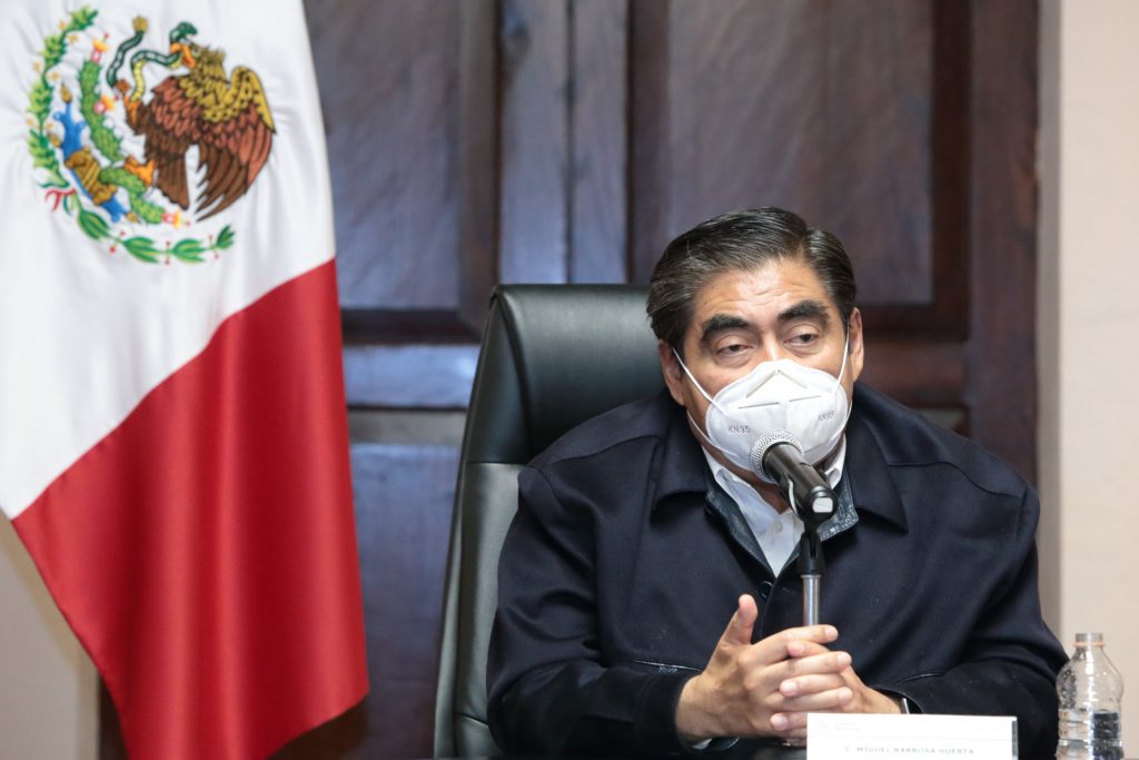 Presenta Miguel Barbosa Huerta reforma a la ley del notariado para dar certidumbre a la fe pública.