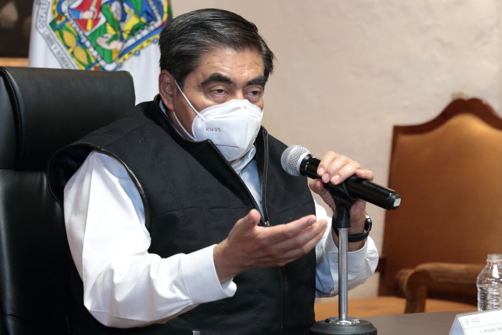 Con protocolos sanitarios, reabrirán cines en Puebla: Barbosa Huerta