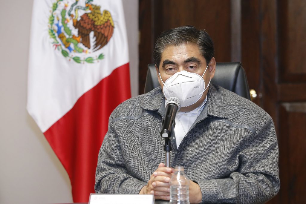 Un esfuerzo torcido y desesperado la posible alianza entre PAN, PRI, PRD y “Si por México”, opina Miguel Barbosa Huerta.