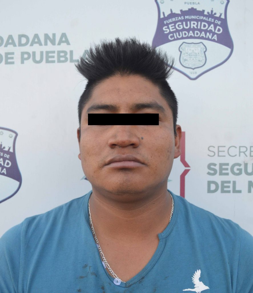 Capturó Policía Municipal de Puebla a dos integrantes de una banda presuntamente dedicada al robo de vehículo