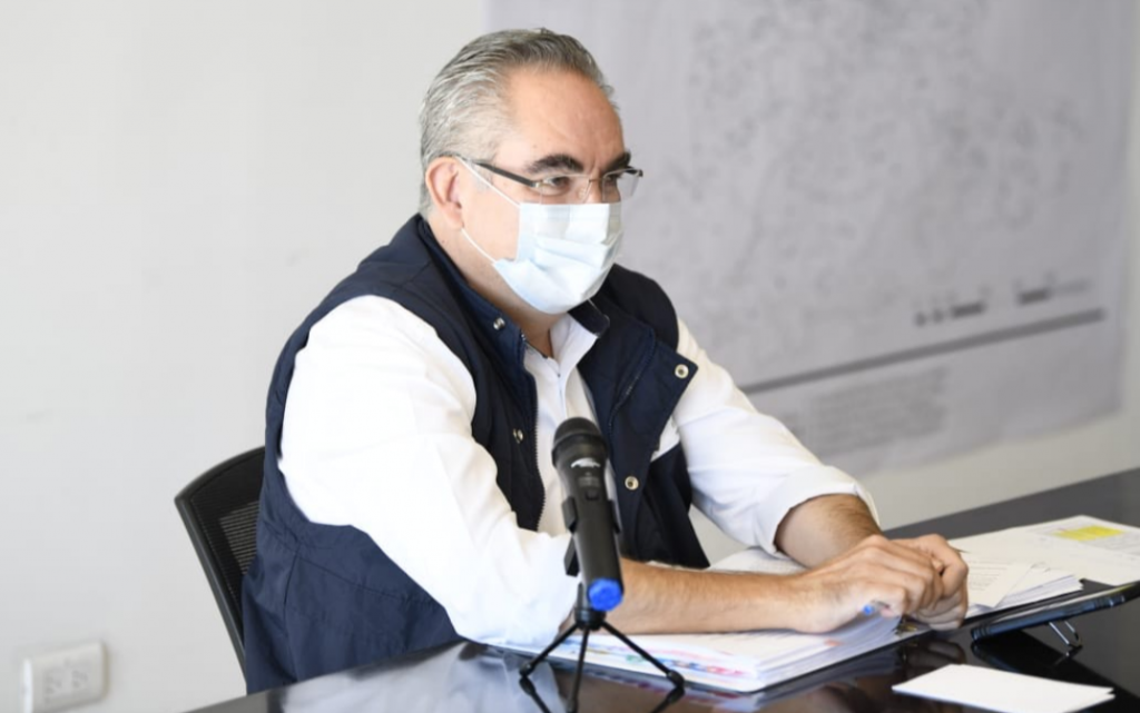 Video desde Puebla: Entre viernes y lunes se sumaron 20 fallecidos más por coronavirus en el estado, señaló el titular de Salud