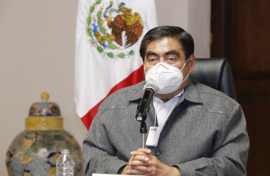 Gobernador Barbosa acusó que el Consejo Universitario se está usando para evitar rendir cuentas 