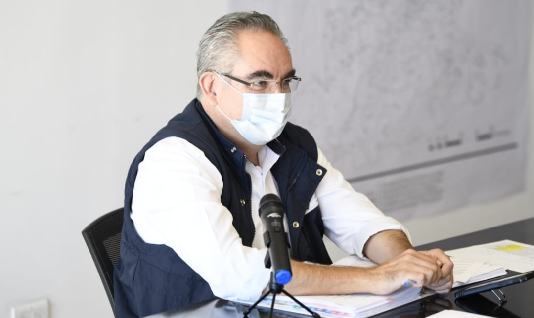 Video desde Puebla: Se registran este miércoles 11 decesos más por covid en Puebla, indicó el secretario de Salud 
