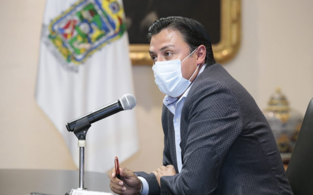 Video desde Puebla: Transporte gratuito al personal médico se mantiene, precisó el subsecretario Yassir Vázquez 