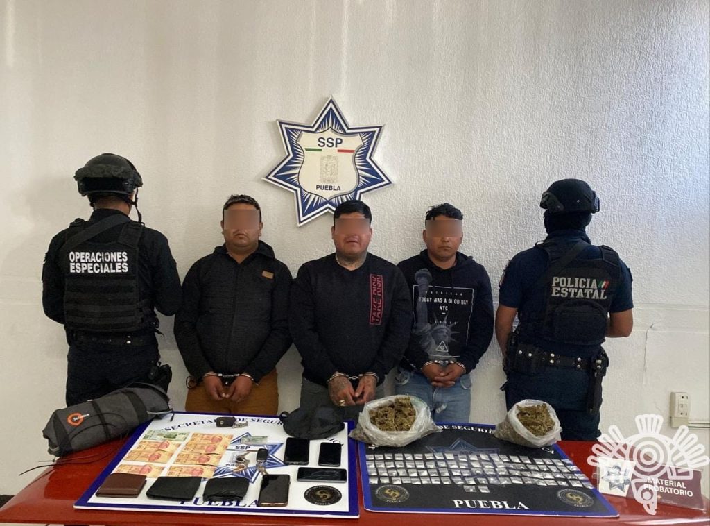 Tres presuntos asaltantes a transporte de carga, capturados por la Policía Estatal