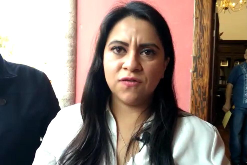 Olimpia Merlo apoya el movimiento de grupos feministas en el Congreso del Estado