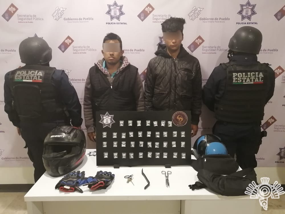 Policías Estatal y de Tehuacán detienen a presuntos narcomenudistas
