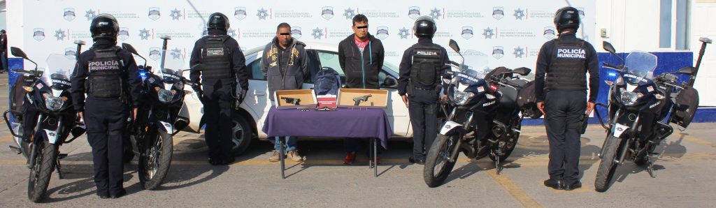 Desarticuló Policía Municipal de Puebla a banda presuntamente dedicada al robo a transeúnte y en transporte público.
