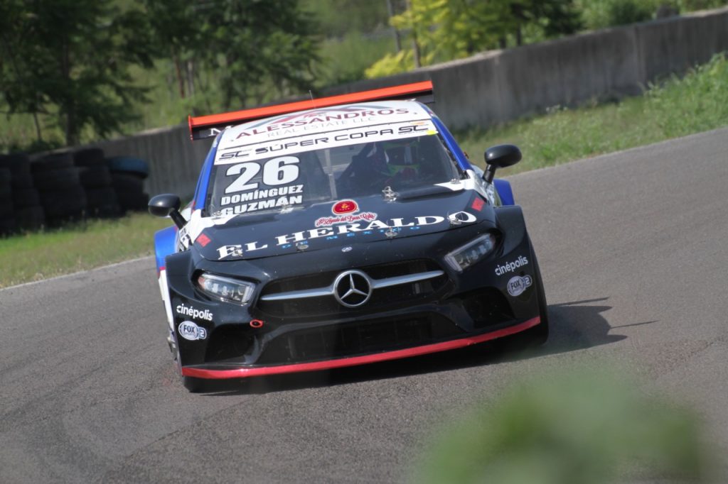 Van Domínguez y Guzmán por par de podios al cierre de Súper Copa