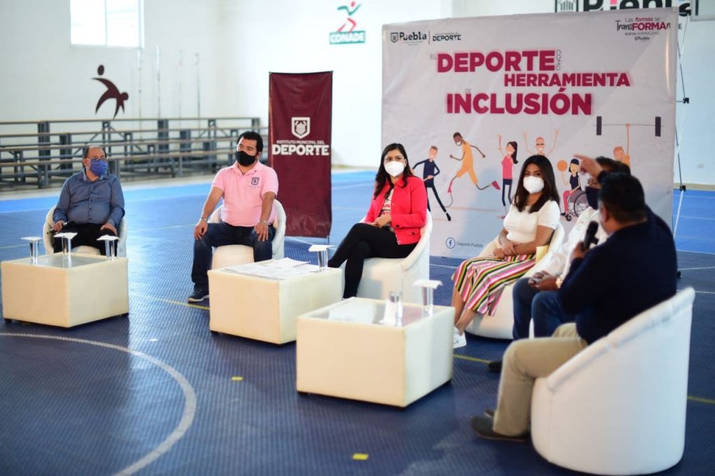 Ayuntamiento propicia espacio de diálogo en torno a las personas con diversidad funcional