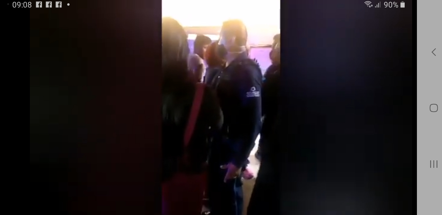 Video desde Puebla: Policías de Huejotzingo, acusados de golpear y tratar de robar a jóvenes