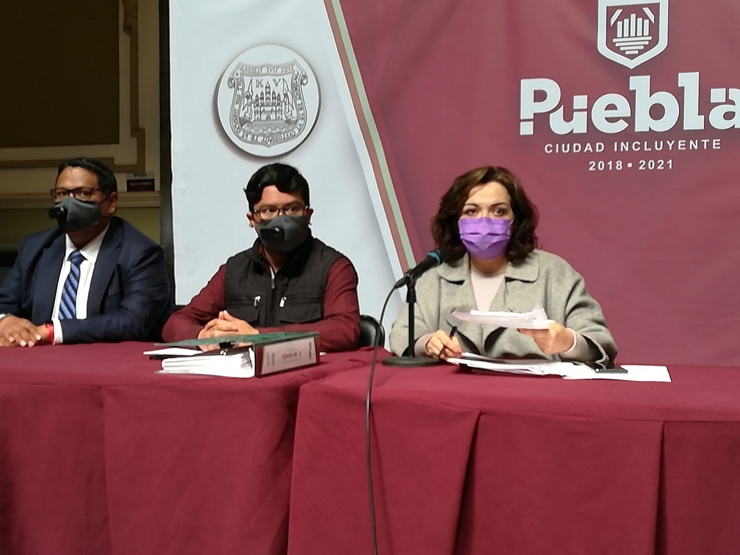 Video desde Puebla: Montaje de diputados la comparecencia de Claudia Rivera, acusa el Consejero Jurídico del gobierno municipal