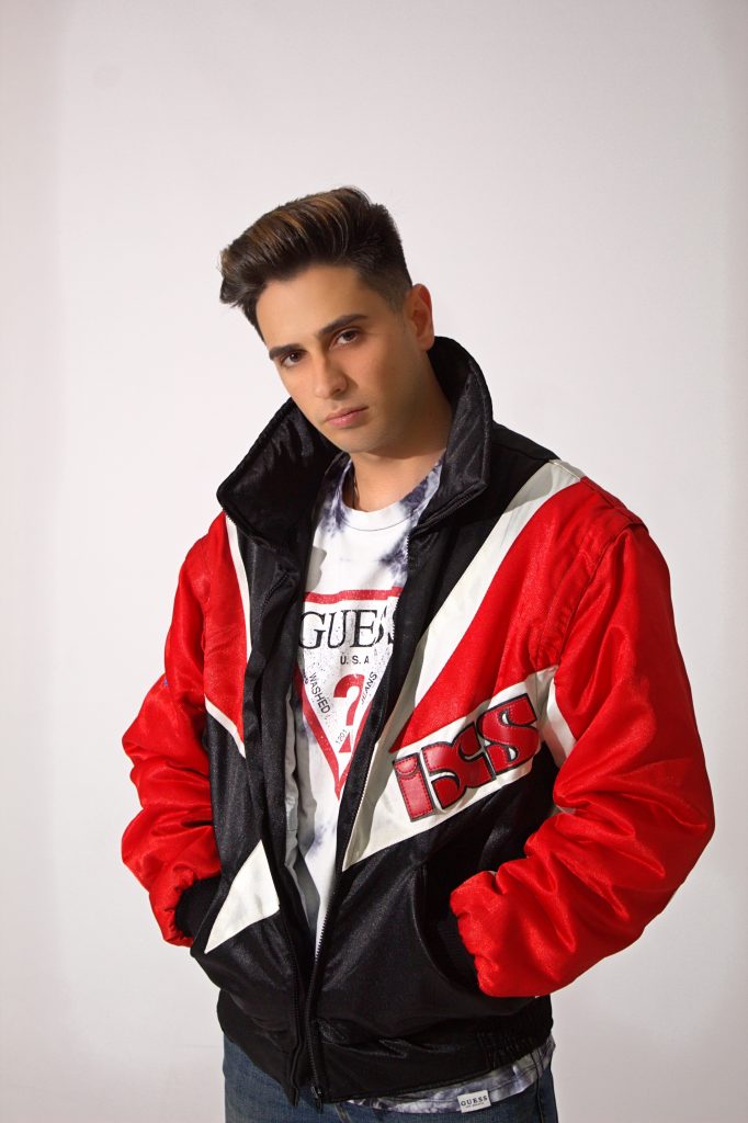 RedMoon cierra 2020 nominado a Mejor Artista Revelación