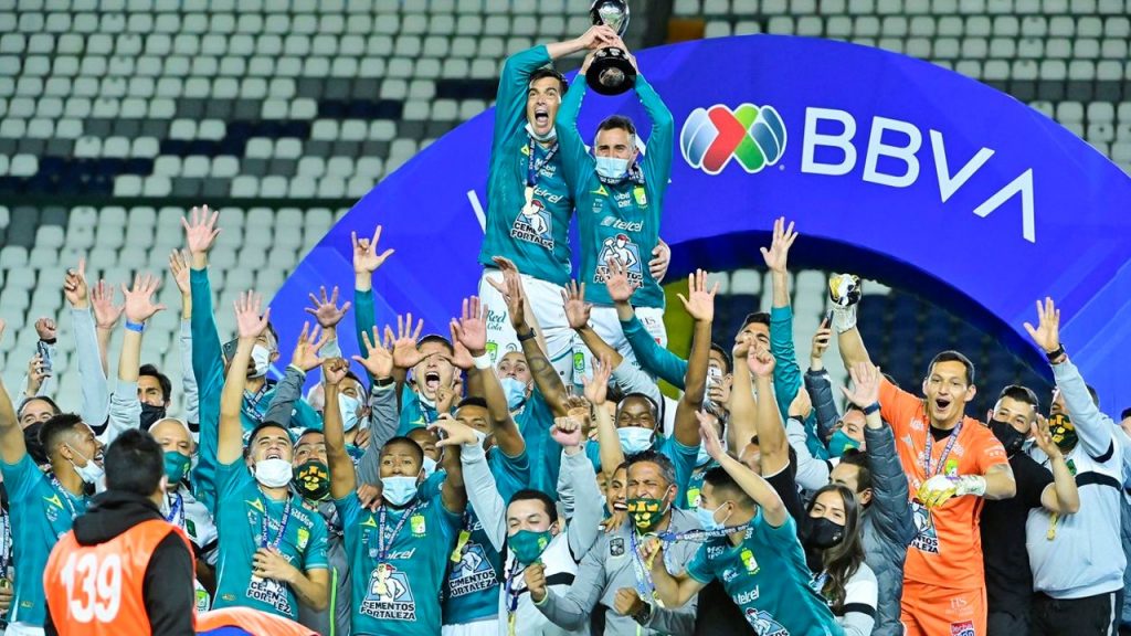 ¡León obtuvo su octava estrella de Liga MX a costa de Pumas!