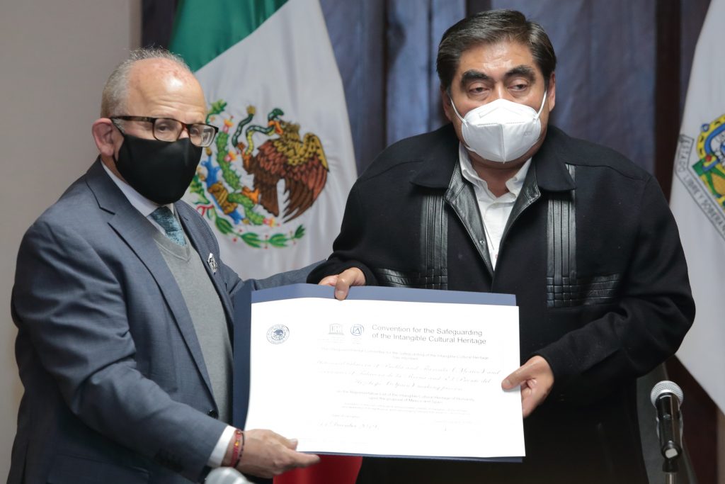 Puebla es el asiento de una gran cultura: Miguel Barbosa Huerta