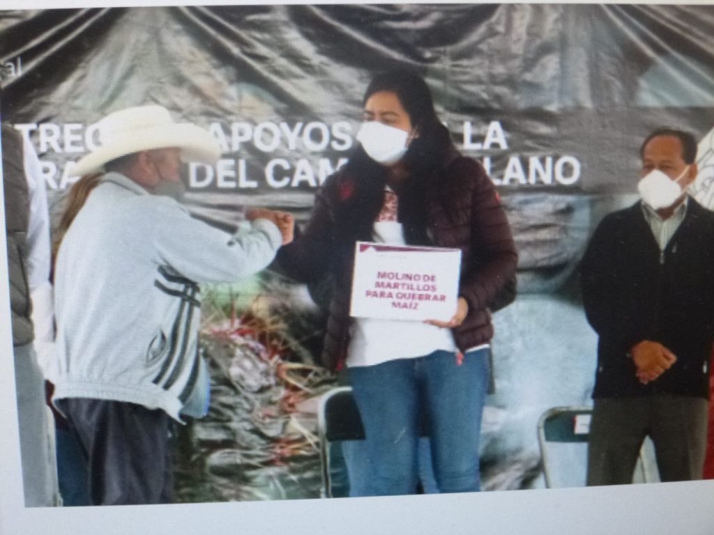 La SDR entregó insumos agrícolas a los productores de Tepeaca, Acatzingo y Tecamachalco