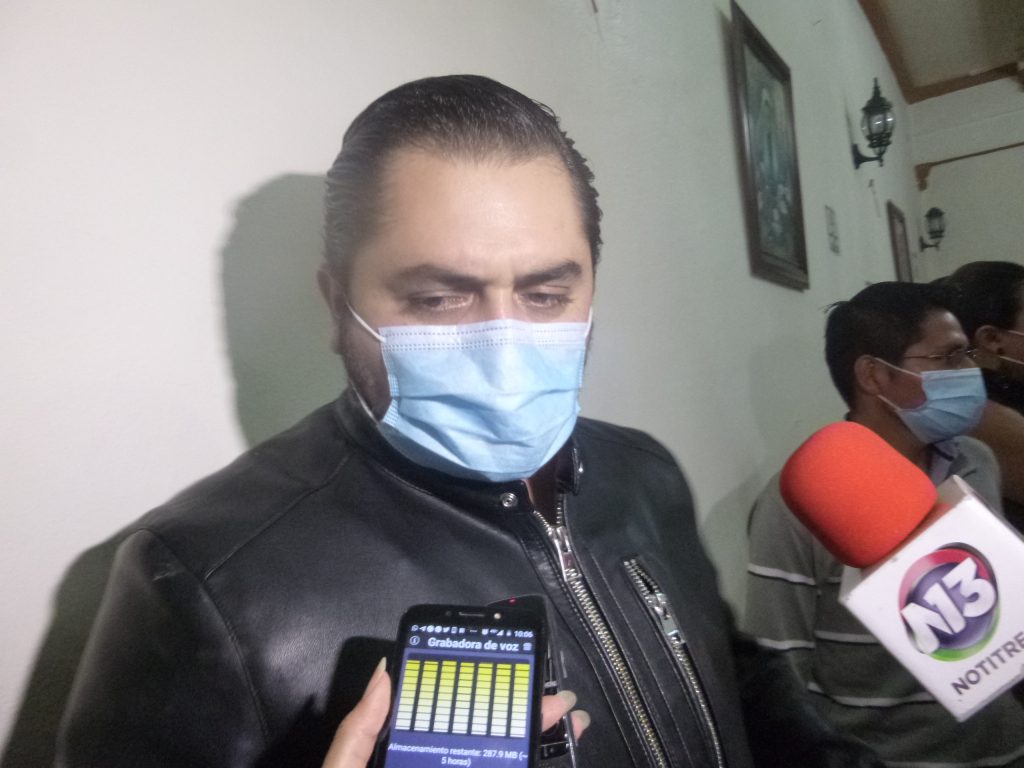 Video desde Puebla: Empresarios y productores de árboles de Navidad presentan el evento El Bosque de Claus