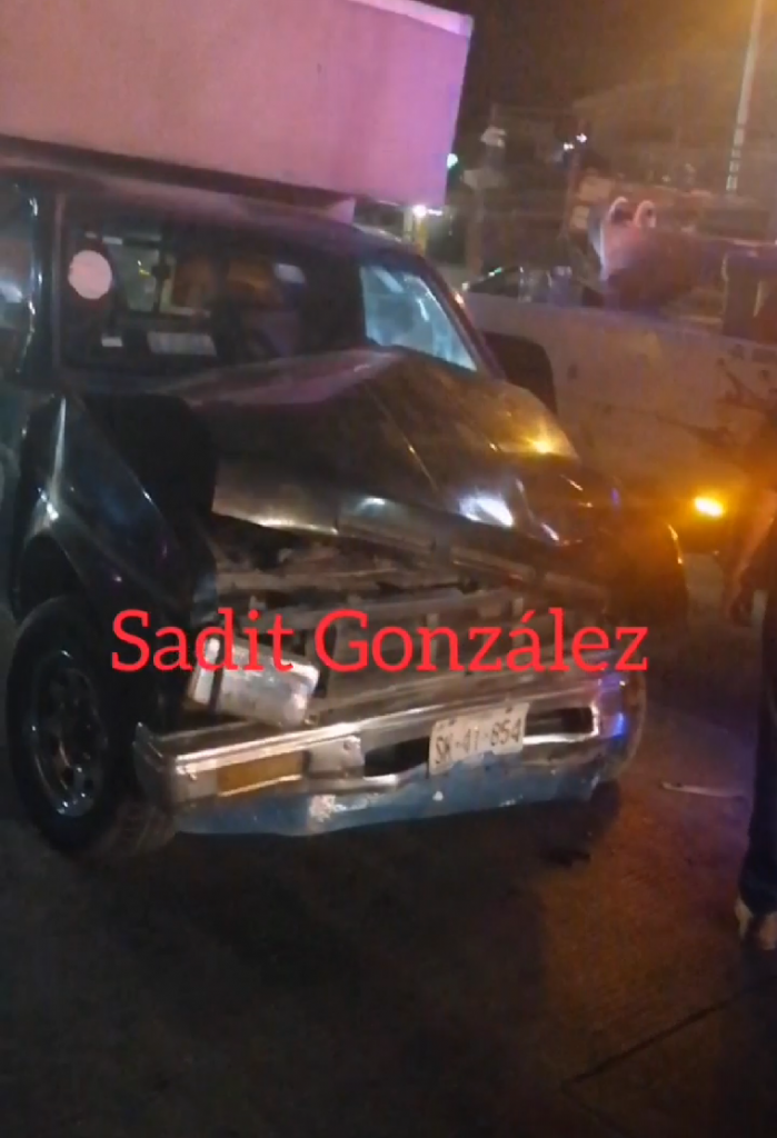 Fuerte accidente sobre la federal a Tehuacán a la altura de Chachapa