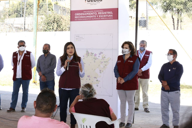 Ayuntamiento de Puebla avanza en el asesoramiento en campo sobre regularización de colonias
