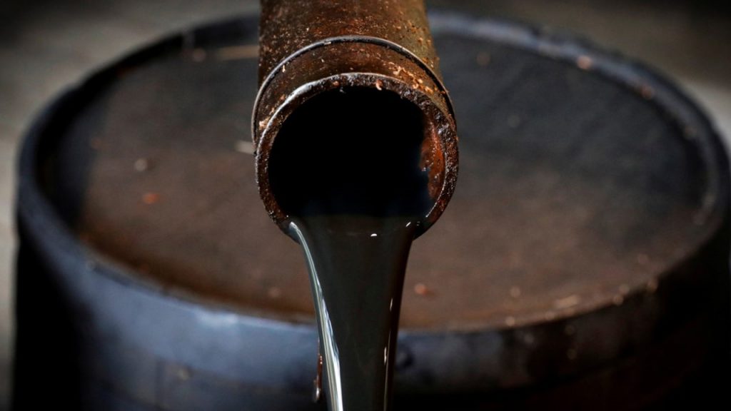 Se mantienen alzas en petróleo, gas y cobre