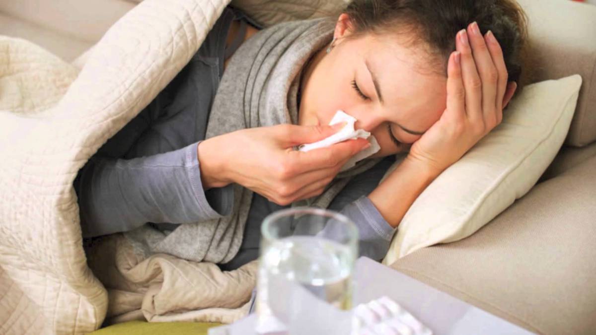 Graves problemas por confundir el COVID-19 con enfermedades respiratorias, afirma especialista