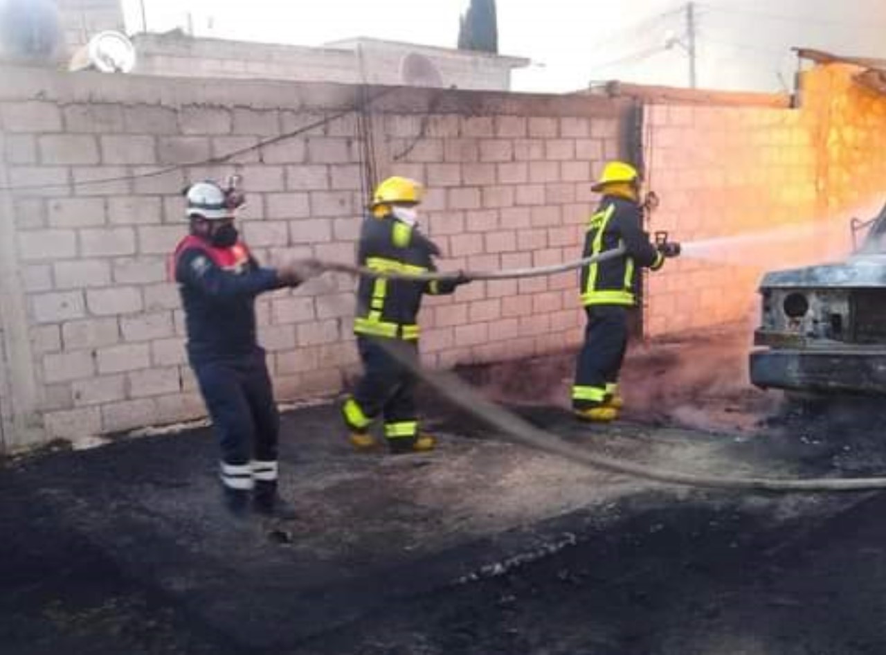 Tres quemados, incluidos dos bebés dejó un incendio en Calpulalpan: Comisión Estatal de Protección Civil