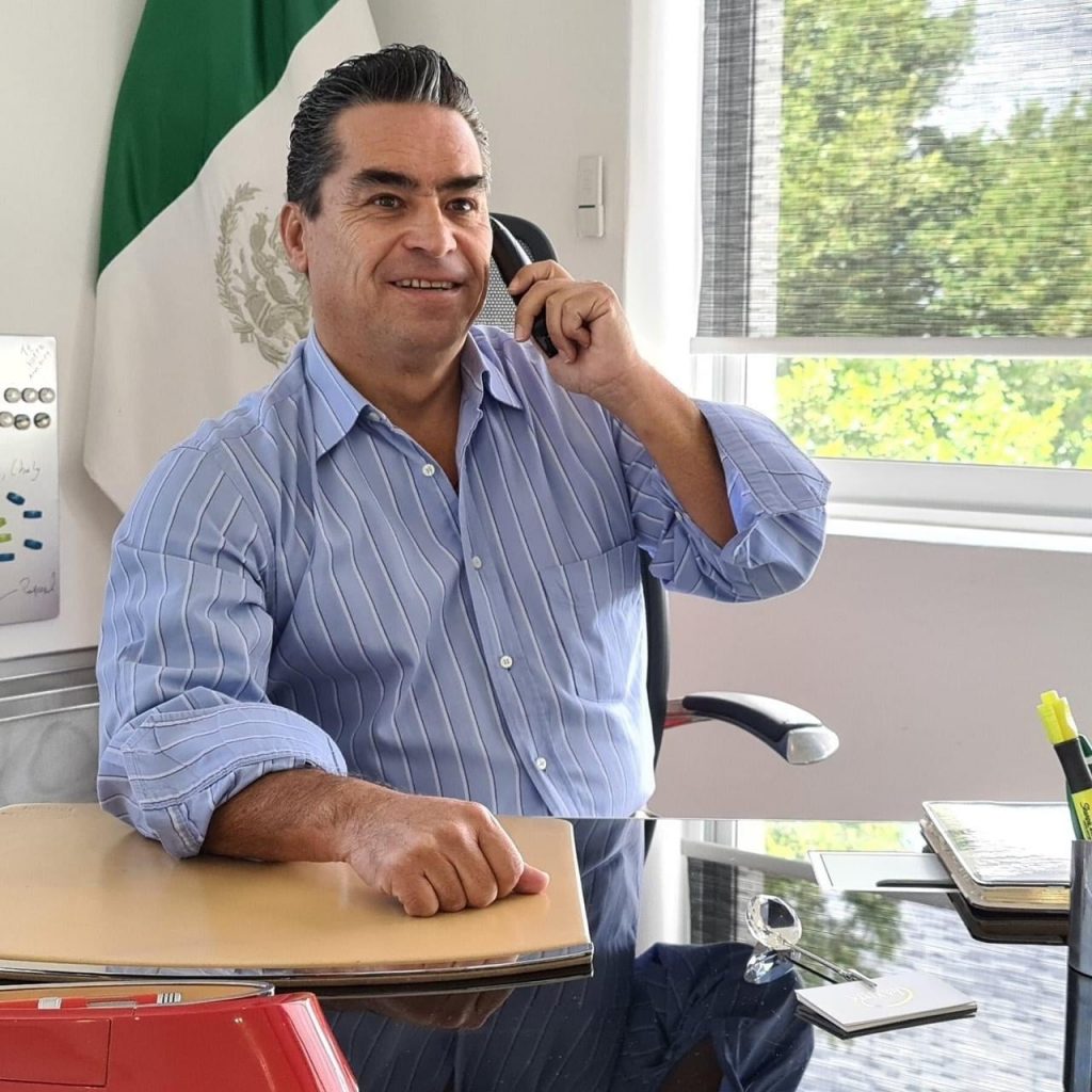 FXM comprometido con la sociedad poblana