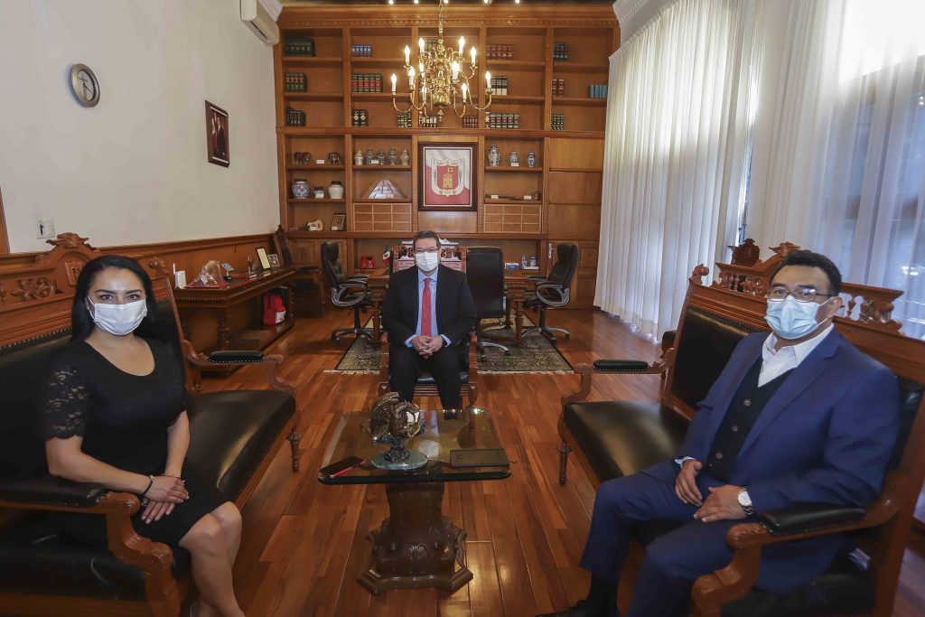 Marco Mena y Mayra Vázquez ratifican trabajo conjunto de poderes.