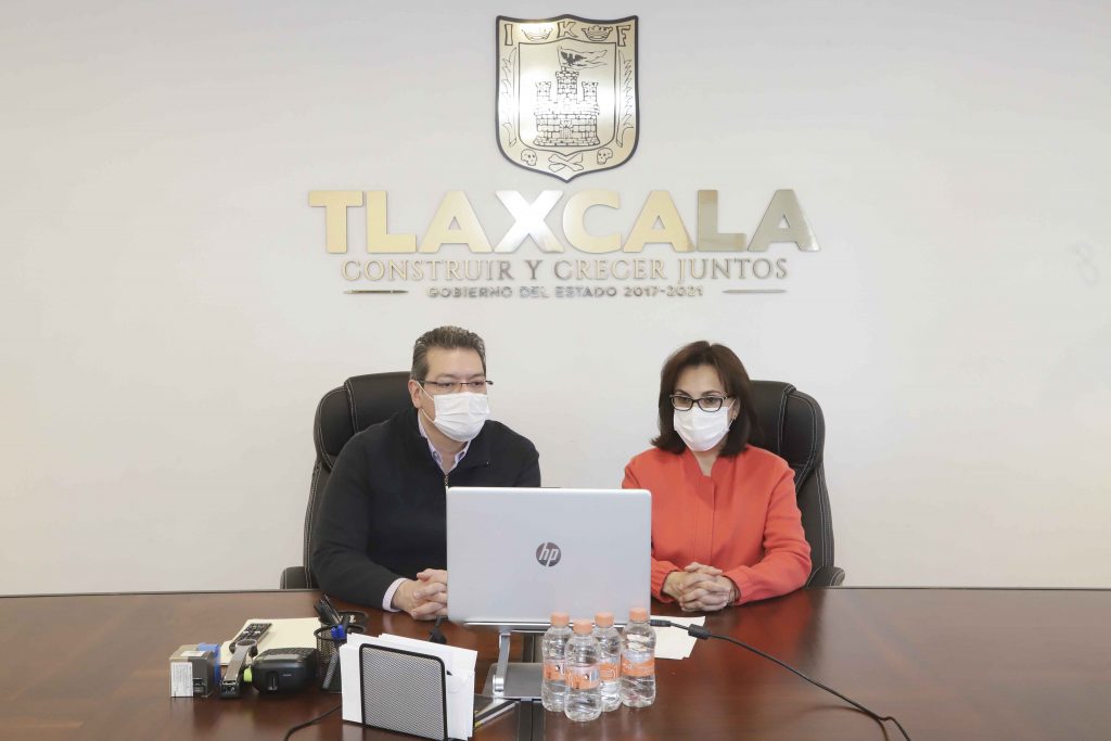 Desde Tlaxcala: Encabezan Sandra Chavez y Marco Mena sesión del comité técnico de adopciones del DIF estatal