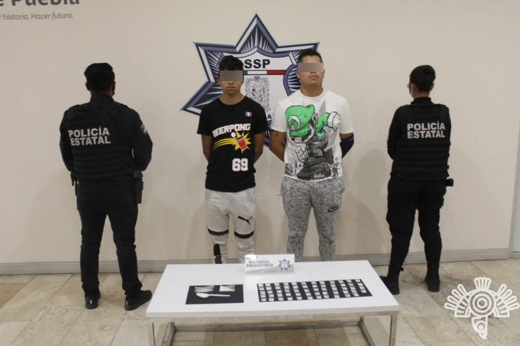 Captura Policía Estatal a dos presuntos cibernarcomenudistas